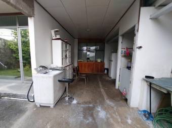 Se vende propiedad con 5 oficinas y uso de suelo comercial en Heredia Centro 24-1073 Se vende propiedad con 5 oficinas y uso de suelo comercial en Heredia Centro 24-1073