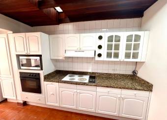 Versatile Investment Opportunity Main Residence & 2 Apartments 