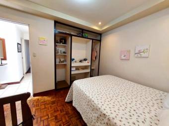 Se vende espaciosa casa con patio en Sabana Sur 23-1814 Se vende espaciosa casa con patio en Sabana Sur 23-1814