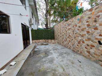 Se vende espaciosa casa en condominio de Turrucares Alajuela 25-1286 Se vende espaciosa casa en condominio de Turrucares Alajuela 25-1286