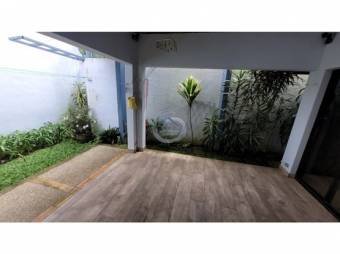 Se Vende Casa en Residencial, Altamonte, Curridabat.