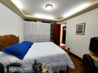 Se vende espaciosa casa con patio en Sabana Sur 23-1814 Se vende espaciosa casa con patio en Sabana Sur 23-1814