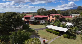 ¡Se vende hermoso complejo residencial en Heredia