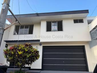 Casa de dos plantas en venta en Sabana Sur con patio y excelente ubicación urbana #26-1593 GS