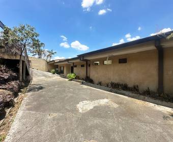 House for sale in Guachipelín de Escazú. Bank-owned property. House for sale in Guachipelín de Escazú. Bank-owned property.