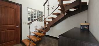 Casa de lujo en condominio exclusivo con amplios espacios y máxima seguridad #26-1658 GS