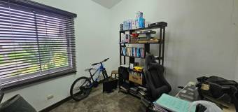 Casa de lujo en condominio exclusivo con amplios espacios y máxima seguridad #26-1658 GS