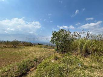 Lote con vista panorámica ideal para desarrollo residencial o inversión inteligente #26-1651 GS