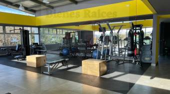 Se Alquila Apartamento con Línea Blanca en Condominio en Heredia !!!