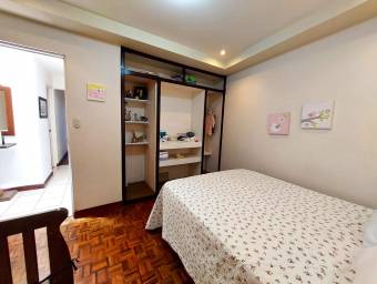 Se vende casa en Mata Redonda San José 23-1814