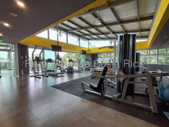 Se alquila espacioso apartamento en San Pablo Heredia 26-1427