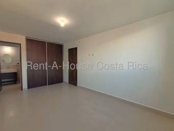 Se alquila espacioso apartamento en San Pablo Heredia 26-1427