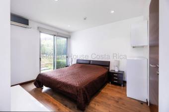 Se alquila apartamento en Escazú San José 26-1712