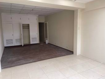 Se vende casa en Montes de Oca San José 22-2639
