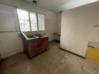 Se vende casa en Montes de Oca San José 22-2639