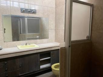 Se vende casa en Montes de Oca San José 22-2639