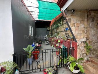 Casa en alquiler en San Antonio de Escazú #26-1646 Casa en alquiler en San Antonio de Escazú #26-1646