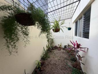 Casa amplia, luminosa y con excelente ubicación #26-1593 GS