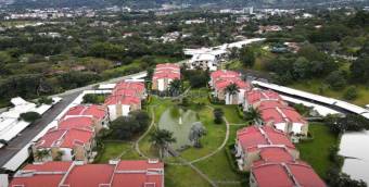 Se alquila apartamento en Santa Ana San José 26-1663