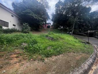 Se vende lote esquinero en Mora San José 26-1097