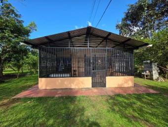 Venta de Casa2 Apartamentos en Sarapiquí-La Virgen, Heredia. RAH 26-1674
