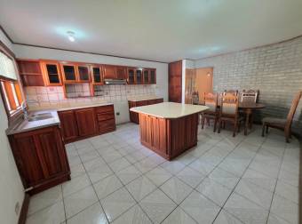 VENTA DE CASA, USO DE SUELO MIXTO, SAN JOSÉ, GUACHIPELIN - 9862720
