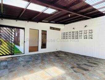 Casa con apartamento independiente y uso mixto oportunidad #26-1707 GS