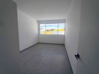 Casa contemporánea de 2 niveles con acabados de lujo, balcón y cocina moderna #26-1686 GS