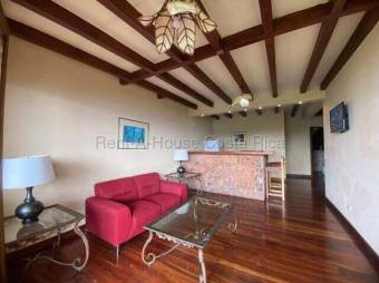 Acogedor apartamento con balcón y vista espectacular ideal para disfrutar del clima fresco #26-1695 