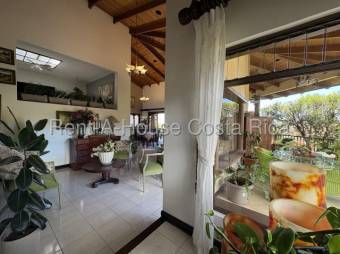 Venta de casa en Santa Ana, Alto de Las Palomas