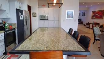 Venta de casa en Colinas de Montealegre Cartago Curridabat