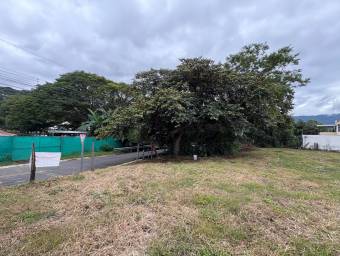 Se vende lote en Santa Ana San José 26-921