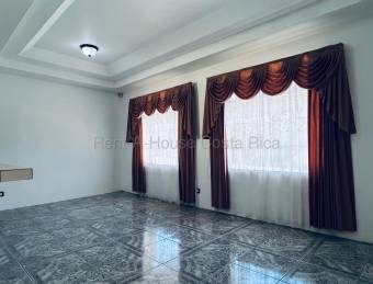 Se vende casa en Santa Barbará Heredia 26-1523