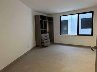 Se alquila apartamento en San Rafael Escazú 26-1240.