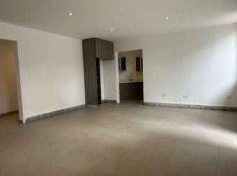 Se alquila apartamento en San Rafael Escazú 26-1240.