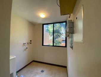 Se alquila apartamento en San Rafael, Alajuela 26-1375.