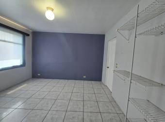 Venta de hermosa propiedad en Residencial Villa Adobe, Santo Domingo