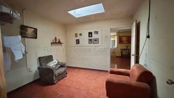 Venta de Propiedad de Uso Mixto en Zapote-San José. RAH 26-1505