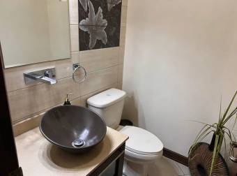 Se vende casa en San Francisco Heredia #25-1188