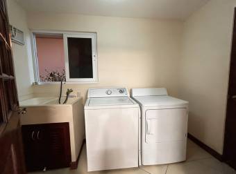 Se vende casa en San Francisco Heredia #25-1188