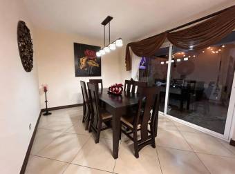 Se vende casa en San Francisco Heredia #25-1188