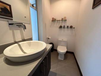 Moderna casa en condominio privado #24-1379 GS Moderna casa en condominio privado #24-1379 GS