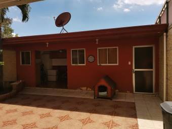 Se vende casa con patio en San Pablo Heredia 25-1004 Se vende casa con patio en San Pablo Heredia 25-1004