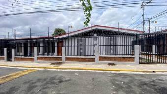 Venta de Casa  APTO en Hatillo, San José. RAH 26-310 PRECIO REBAJADO