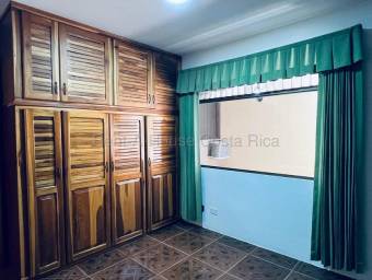Venta de Casa en Santa Bárbara-San Pedro, Heredia. RAH 26-1523