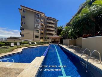 Escazu apartamento amueblado alquiler $1.800 o venta $350.000