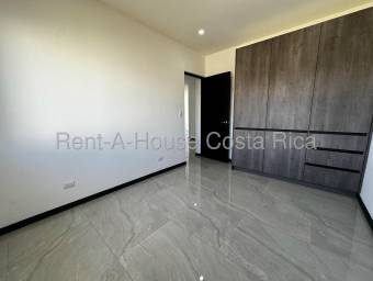 Casa Moderna de 2 Niveles con Terraza y Concepto Abierto en Alajuela #26-1411 GS Casa Moderna de 2 Niveles con Terraza y Concepto Abierto en Alajuela #26-1411 GS