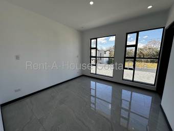 Casa Moderna de 2 Niveles con Terraza y Concepto Abierto en Alajuela #26-1411 GS Casa Moderna de 2 Niveles con Terraza y Concepto Abierto en Alajuela #26-1411 GS