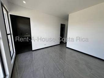 Casa Moderna de 2 Niveles con Terraza y Concepto Abierto en Alajuela #26-1411 GS Casa Moderna de 2 Niveles con Terraza y Concepto Abierto en Alajuela #26-1411 GS