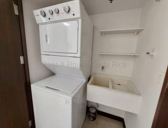 Se alquila apartamento en Uruca San José 26-1534